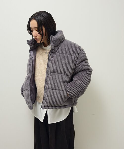 Green　Parks（グリーンパークス）の「・swing by ワイドコールスタンドブルゾン（ブルゾン・レディース・オフホワイト/チャコールグレー/ライトベージュ・FREE）」の11枚目の写真