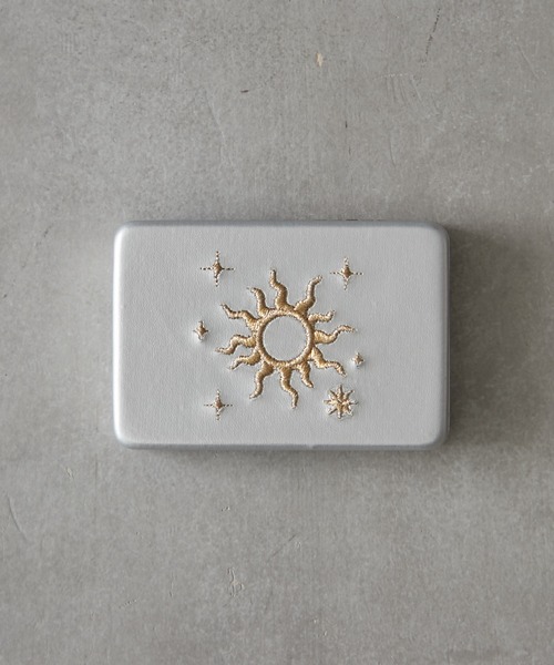 BIRTHDAY BAR（バースデイバー）の「SUN&MOON small case　太陽と月スモールケース（ポーチ・レディース・ネイビー/シルバー・FREE）」の5枚目の写真