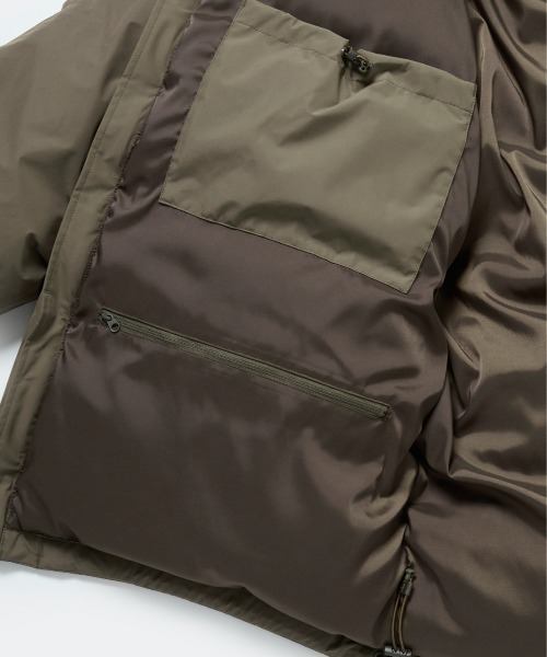 DAIWA PIER39(ダイワピア39)の「WINDSTOPPER EXPEDITION DOWN JA BW-15025W(ブルゾン・メンズ・カーキ/ブラック/ホワイト/チャコールグレー・SMALL/MEDIUM/LARGE/X-LARGE)」の12枚目の写真