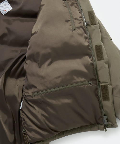 DAIWA PIER39(ダイワピア39)の「WINDSTOPPER EXPEDITION DOWN JA BW-15025W(ブルゾン・メンズ・カーキ/ブラック/ホワイト/チャコールグレー・SMALL/MEDIUM/LARGE/X-LARGE)」の13枚目の写真