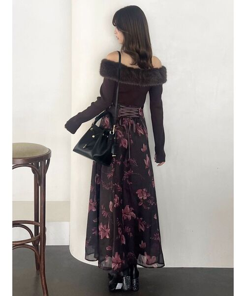 MERCURYDUO(マーキュリーデュオ)の「花柄オフショルニットドッキングワンピース(ワンピース・レディース・アイボリー/ブラウン・MEDIUM/SMALL)」の21枚目の写真