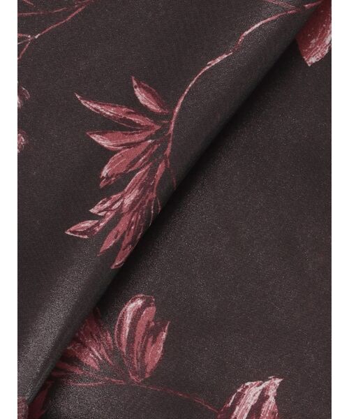 MERCURYDUO(マーキュリーデュオ)の「花柄オフショルニットドッキングワンピース(ワンピース・レディース・アイボリー/ブラウン・MEDIUM/SMALL)」の13枚目の写真