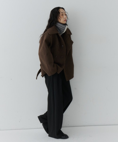 NUJOH(ヌゾ)の「Belted Volume Short Coat / ベルテッドボリュームショートコート(ピーコート・レディース・ブラウン/ブラック/グレー・FREE)」の19枚目の写真