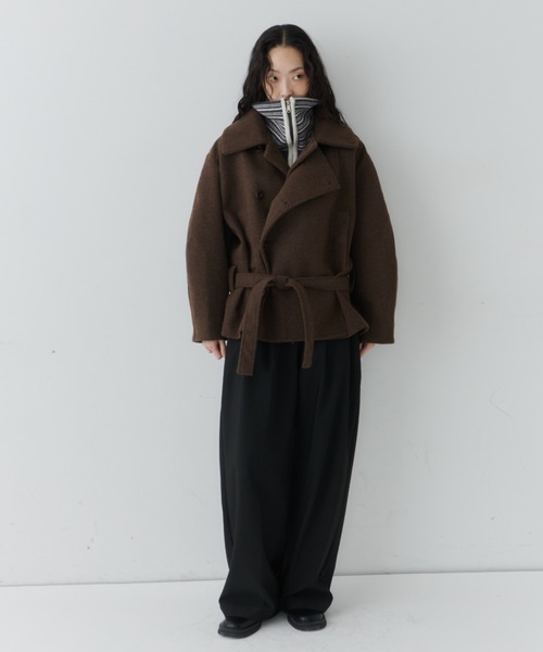 NUJOH(ヌゾ)の「Belted Volume Short Coat / ベルテッドボリュームショートコート(ピーコート・レディース・ブラウン/ブラック/グレー・FREE)」の15枚目の写真