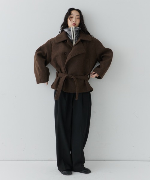 NUJOH(ヌゾ)の「Belted Volume Short Coat / ベルテッドボリュームショートコート(ピーコート・レディース・ブラウン/ブラック/グレー・FREE)」の17枚目の写真