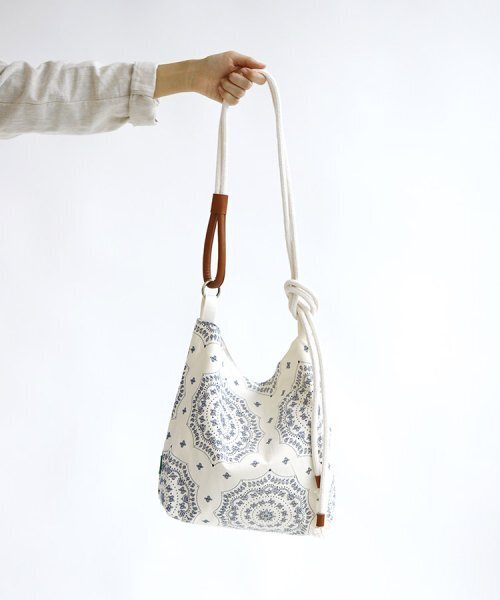 GREEN STUFF(グリーンスタッフ)の「ルーズフィットロープショッパーバッグR2ペイズリー - all ivory S(ショルダーバッグ・レディース・その他・FREE)」の7枚目の写真