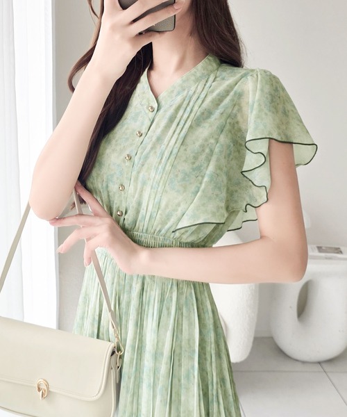 mily bilet(ミウィビレット)の「【mily bilet】水彩調の花柄が目を惹く、大人の袖フリルプリーツワンピース(半袖)(ワンピース・レディース・ラベンダー/グリーン/ピンク・LARGE/X-LARGE/MEDIUM/SMALL)」の9枚目の写真
