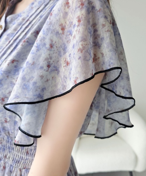 mily bilet(ミウィビレット)の「【mily bilet】水彩調の花柄が目を惹く、大人の袖フリルプリーツワンピース(半袖)(ワンピース・レディース・ラベンダー/グリーン/ピンク・LARGE/X-LARGE/MEDIUM/SMALL)」の5枚目の写真