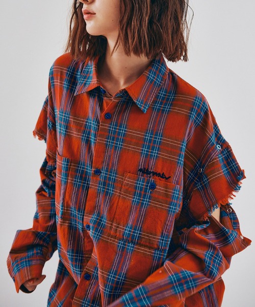 RNA（アールエヌエー）の「B2941 レイヤードスリーブチェックシャツ（シャツ/ブラウス・レディース・パープル/イエロー/レッド・MEDIUM）」の3枚目の写真