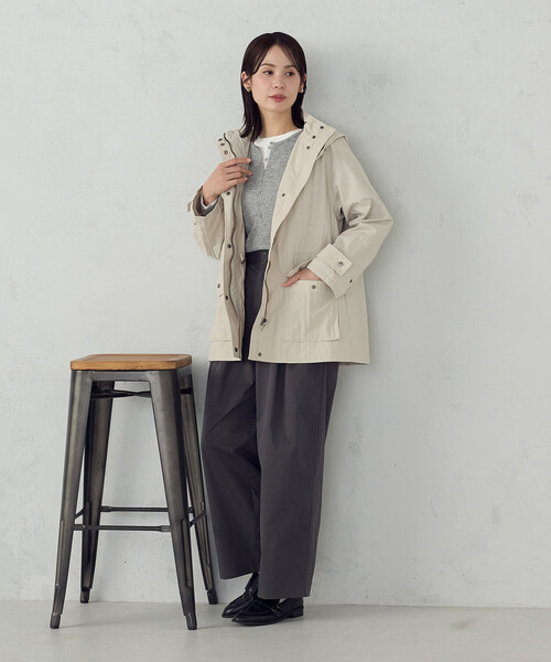 COMME CA ISM(コムサイズム)の「マウンテンパ-カ-(マウンテンパーカー・レディース・ベージュ/カーキ/チャコール・X-LARGE/LARGE/MEDIUM/SMALL)」の7枚目の写真
