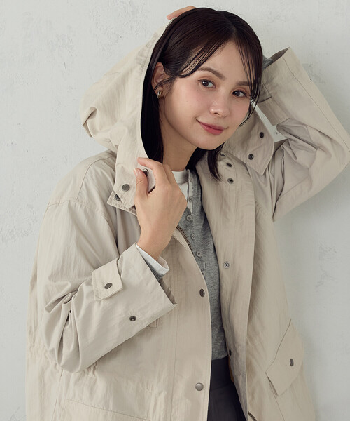 COMME CA ISM(コムサイズム)の「マウンテンパ-カ-(マウンテンパーカー・レディース・ベージュ/カーキ/チャコール・X-LARGE/LARGE/MEDIUM/SMALL)」の14枚目の写真