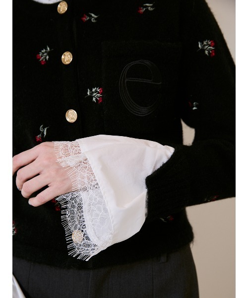 EIMY ISTOIRE（エイミーイストワール）の「Attachedcollrフラワーモチーフカーディガン（ノーカラージャケット・レディース・ホワイト/ブラック・F）」の13枚目の写真