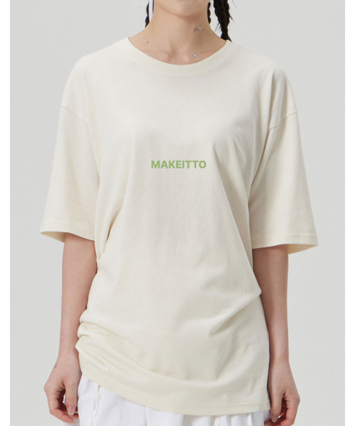 MAKEITTO（メイキット）の「[SQUARE LOGO] CREW NECK TEE_CREAM（Tシャツ/カットソー・メンズ・その他・MEDIUM/LARGE/X-LARGE/XX-LARGE）」の7枚目の写真