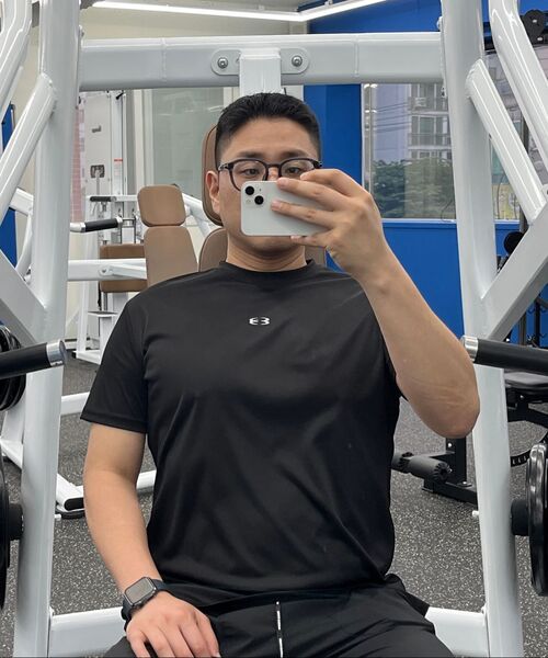 PHERMENON（フェルメノン）の「マッスルフィットクイックドライロゴショートスリーブ - ブラック（Tシャツ/カットソー・メンズ・ブラック・1/2/3）」の12枚目の写真