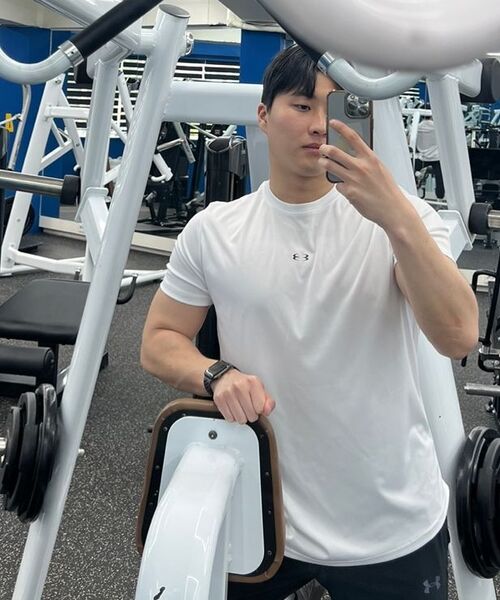 PHERMENON（フェルメノン）の「マッスルフィットクイックドライロゴショートスリーブ - ブラック（Tシャツ/カットソー・メンズ・ブラック・1/2/3）」の13枚目の写真