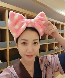 I.O.E（アイオイ）の「K-FASHION 超大型リボン 小顔見せ 洗顔バンド（ヘアバンド）」