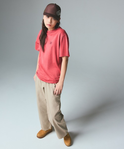 X-girl(エックスガール)の「PIGMENT DYED HEART AND LOGO S/S TEE(Tシャツ/カットソー・レディース・ブラック/オリーブ/レッド・S/M/L/XL)」の15枚目の写真