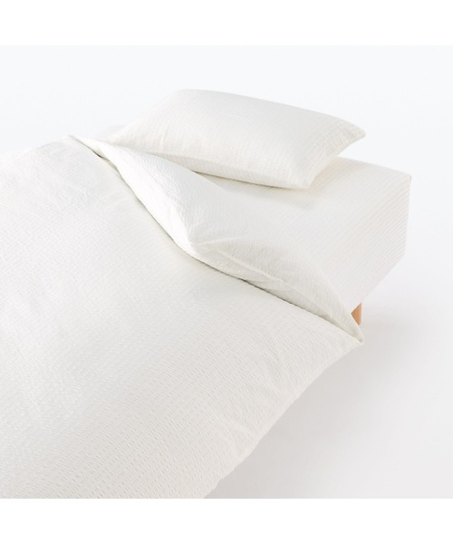 無印良品（ムジルシリョウヒン）の「綿　サッカー織　まくらカバー　４３×６３ｃｍ用（寝具・メンズ・グレー/オフホワイト/グリーン/グリーン系/ベージュ/ブルー系・FREE）」の7枚目の写真