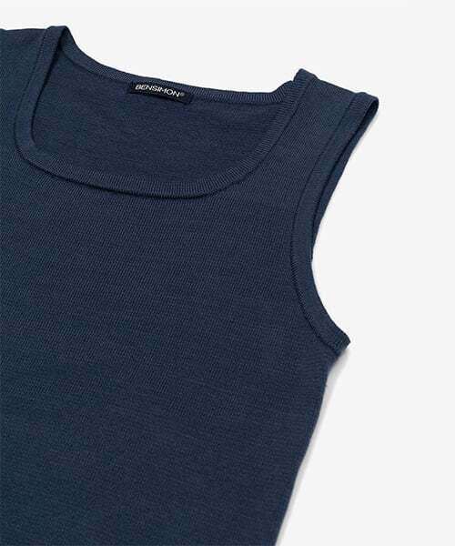 BENSIMON（ベンシモン）の「KNIT SLEEVELESS - NAVY（Tシャツ/カットソー・レディース・ネイビー・FREE）」の2枚目の写真