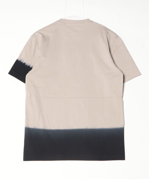 Y-3(ワイスリー)の「Y-3 DIPPED REGULAR SHORT SLEEVE TEE(Tシャツ/カットソー・メンズ・ライトブラウン・X-SMALL/XX-SMALL/LARGE/MEDIUM/SMALL/XX-LARGE/X-LARGE)」の7枚目の写真