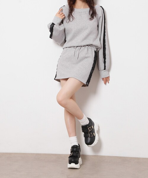 ESPERANZA(エスペランサ)の「ベルテッド厚底スニーカー(スニーカー・レディース・ブラック/ホワイト/アイボリー・M/S/LL/L)」の12枚目の写真