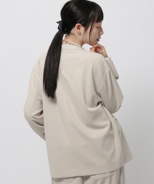 niko and...（ニコアンド）の「洗えるノビノビジャケットカーデ（ノーカラージャケット・レディース・アイボリー/ブラック・FREE）」の8枚目の写真