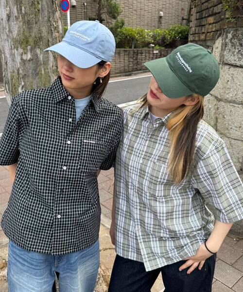 FFEIN(フェイン)の「【FFEIN(フェイン)】アソートワンポイント刺繍半袖チェックボックスシャツ / レギュラーカラー 刺繍 レイヤード ポケット(シャツ/ブラウス・メンズ・ブラック/ネイビー/ライトブルー/レッド/ホワイト/その他2・LARGE/MEDIUM/SMALL/X-SMALL)」の8枚目の写真