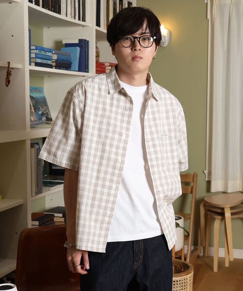FFEIN(フェイン)の「【FFEIN(フェイン)】アソートワンポイント刺繍半袖チェックボックスシャツ / レギュラーカラー 刺繍 レイヤード ポケット(シャツ/ブラウス・メンズ・ブラック/ネイビー/ライトブルー/レッド/ホワイト/その他2・LARGE/MEDIUM/SMALL/X-SMALL)」の17枚目の写真