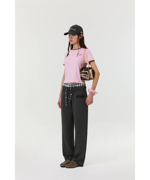 EMIS(イミス)の「COLOR-BLOCK APPLIQUE JOGGER PANTS(スウェットパンツ・レディース・アイボリー/グレー/チャコール・MEDIUM/SMALL)」の5枚目の写真