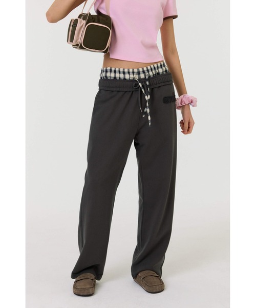 EMIS(イミス)の「COLOR-BLOCK APPLIQUE JOGGER PANTS(スウェットパンツ・レディース・アイボリー/グレー/チャコール・MEDIUM/SMALL)」の7枚目の写真