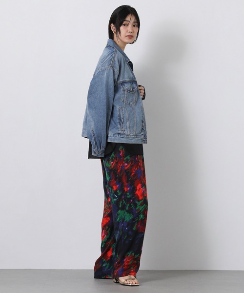 Gready Brilliant（グレディブリリアン）の「スクエアネックシアーヘムＴ（Tシャツ/カットソー・レディース・オフホワイト/ブラック・38）」の5枚目の写真