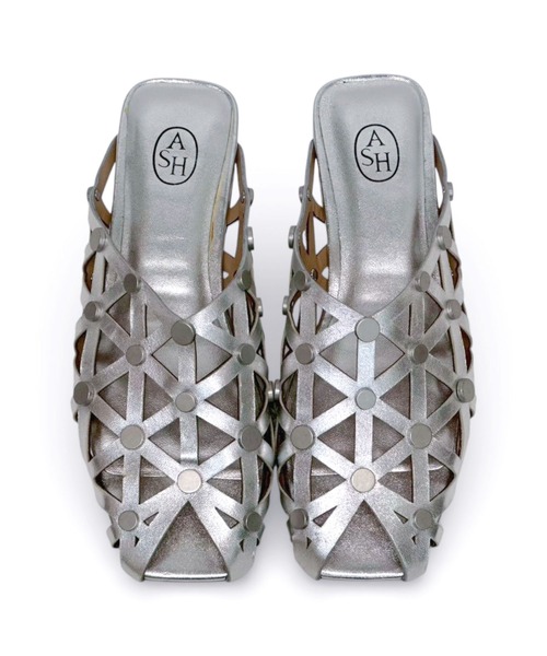 ASH(アッシュ)の「アッシュ【BONE】スタッズフラットミュール メッシュ サンダル 2cmヒール(パンプス・レディース・シルバー/ブラック・38/37/36/35)」の17枚目の写真