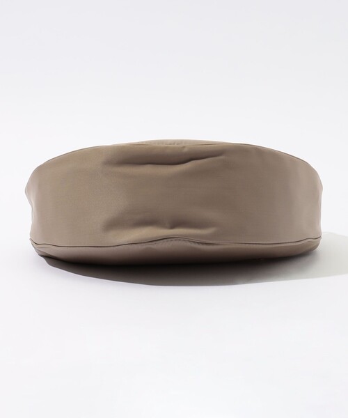 VIOLAd'ORO（ヴィオラドーロ）の「VIOLAd'ORO BIANCA ナイロンボディバッグ（ショルダーバッグ・レディース・ベージュ/レッド/カーキ・FREE）」の17枚目の写真