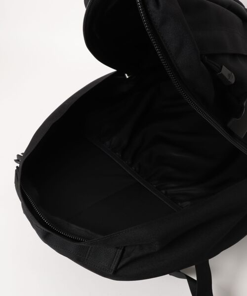 THE NORTH FACE(ザノースフェイス)の「THE NORTH FACE/ザ・ノース・フェイス/Kinkajoyu(バックパック/リュック・メンズ・ブラック・F)」の12枚目の写真