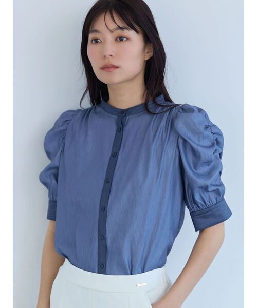 TONAL（トーナル）の「チンツギャザースリーブシャツ（シャツ/ブラウス・レディース・インディゴブルー/ピンク/ベージュ・MEDIUM）」の5枚目の写真