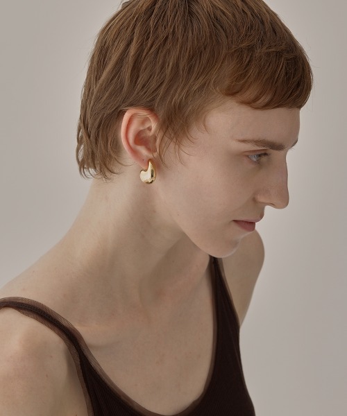 AFFECT(アフェクト)の「Impact “Form” Earring(イヤリング・レディース・ゴールド/シルバー・FREE)」の11枚目の写真