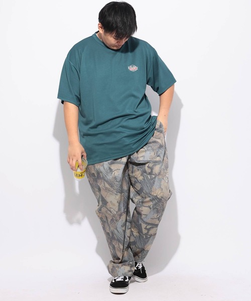 B&T CLUB(ビーティークラブ)の「Tシャツ 半袖 メンズ 大きいサイズ ヒヤテック バックプリント クルーネック B&T CLUB (ビーアンドティークラブ)(Tシャツ/カットソー・メンズ・グリーン/ブラック・X1(3L~4L)/X2(4L~5L)/X3(6L~7L)/X4(8L~9L))」の11枚目の写真