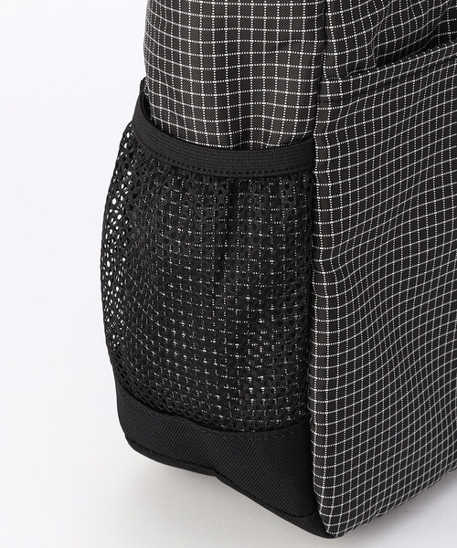 COLEMAN（コールマン）の「Coleman/コールマン COOL SHOULDER SM/クールショルダー（ショルダーバッグ・メンズ・ブラック/ベージュ/その他9・ONE SIZE）」の12枚目の写真