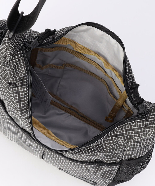 COLEMAN（コールマン）の「Coleman/コールマン COOL SHOULDER SM/クールショルダー（ショルダーバッグ・メンズ・ブラック/ベージュ/その他9・ONE SIZE）」の16枚目の写真