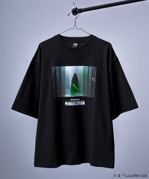 STAR WARS(スターウォーズ)の「スター・ウォーズ マンダロリアン 半袖Tシャツ Star Wars The Mandalorian メンズ(Tシャツ/カットソー・メンズ・ブラック系その他/ホワイト系その他2/ホワイト系その他4/ブラック系その他3/ホワイト系その他3/ブラック系その他4/ブラック系その他2/ホワイト系その他・L/M)」の6枚目の写真
