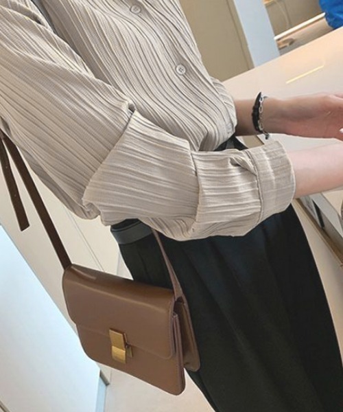 shoppinggo(ショッピングゴー)の「シャツ レディース トップス 襟付き シャツブラウス Vネック 長袖 おしゃれ 韓国風 フォーマル 通勤OL(シャツ/ブラウス・レディース・ベージュ/ブルー・M)」の8枚目の写真