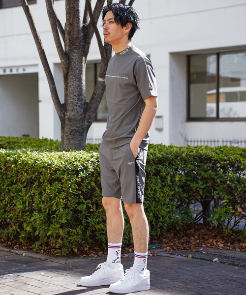 LUXE/R GOLF(ラグジュ ゴルフ)の「(RM)【LUXE/R GOLF】ストレッチ スムース ロゴ ハイネック バイカラー Tシャツ(Tシャツ/カットソー・メンズ・ネイビー/チャコールグレー/ブラック/ホワイト・X-LARGE/LARGE/MEDIUM)」の12枚目の写真