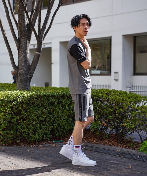 LUXE/R GOLF(ラグジュ ゴルフ)の「(RM)【LUXE/R GOLF】ストレッチ スムース ロゴ ハイネック バイカラー Tシャツ(Tシャツ/カットソー・メンズ・ネイビー/チャコールグレー/ブラック/ホワイト・X-LARGE/LARGE/MEDIUM)」の18枚目の写真