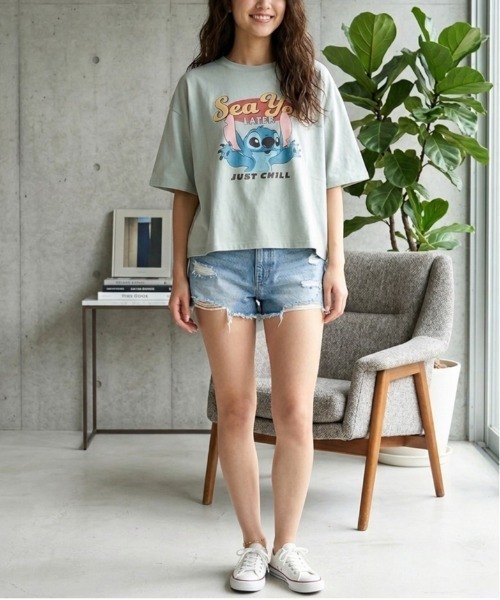 Disney(ディズニー)の「【DISNEY/ディズニー】キャラクタープリント半袖Tシャツ(WIDEシルエット)(Tシャツ/カットソー・レディース・ミント/オフホワイト/オレンジ/ラベンダー・LARGE/MEDIUM)」の10枚目の写真