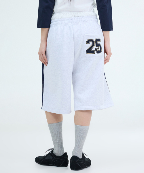 PORTERNA(ポルテナ)の「TRACK LINE BERMUDA SWEAT SHORTS-2COLOR(その他パンツ・レディース・ネイビー/ホワイト・OS)」の11枚目の写真