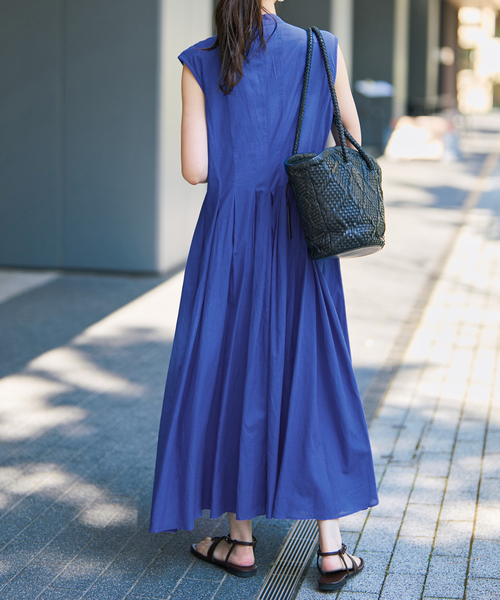 Spick & Span（スピックアンドスパン）の「《手洗い可 / 》C/Rボイルタックノースリーブワンピース（ワンピース・レディース・ホワイト系その他/ブラック/ブルー・36/38）」の20枚目の写真