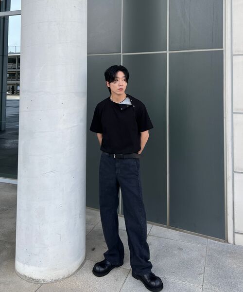 NONBLANK（ノンブランク）の「ガーメントダイカーブデニムパンツ_DARK GREY（デニムパンツ・メンズ・グレー・MEDIUM/LARGE/X-LARGE）」の9枚目の写真