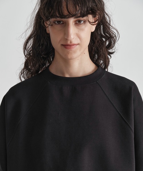 COGTHEBIGSMOKE(コグザビッグスモーク)の「【COGTHEBIGSMOKE/コグザビッグスモーク】HELLEN PENTAGON TOP/スウェットトップス(Tシャツ/カットソー・レディース・ブラック/グレー/オフホワイト・1)」の19枚目の写真