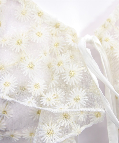 clear（クリア）の「フラワーレースカーディガン［骨格ウェーブ/シアー/刺繍/リボン］（カーディガン/ボレロ・レディース・オフホワイト・F）」の12枚目の写真