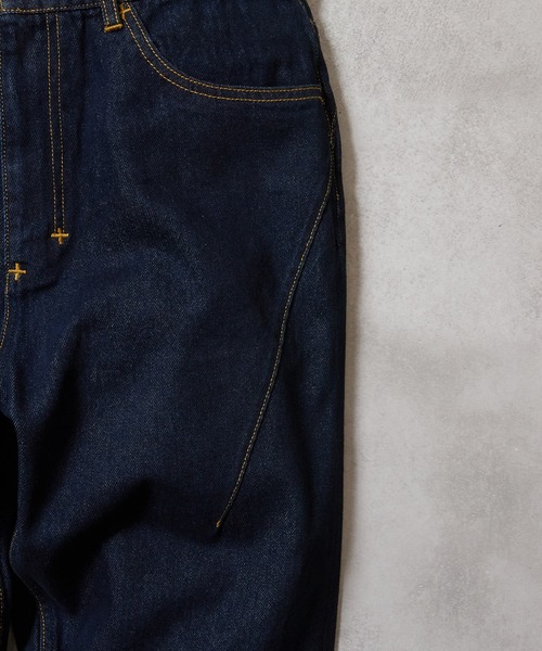 NUMBER (N)INE(ナンバーナイン)の「STRAIGHT DENIM JEANS ONE WASH / ストレート デニム ジーンズ ワンウォッシュ(デニムパンツ・メンズ・ブラック/インディゴブルー・2/3/4)」の4枚目の写真